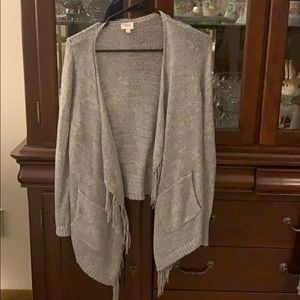 Grey cardigan